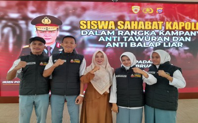 Melaksanakan kegiatan Siswa Sahabat Kapolda dalam rangka kampanye anti tawuran dan anti balap liar